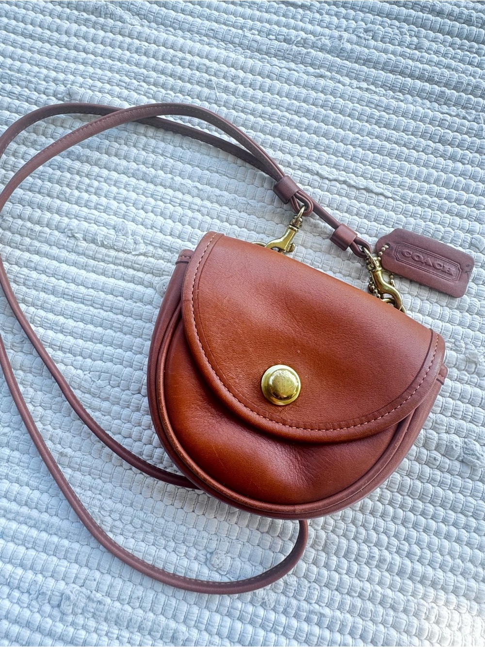 Vintage Coach 9826 Mini Belt Bag British Tan Leather Crossbody 90s - Picture 2 of 14